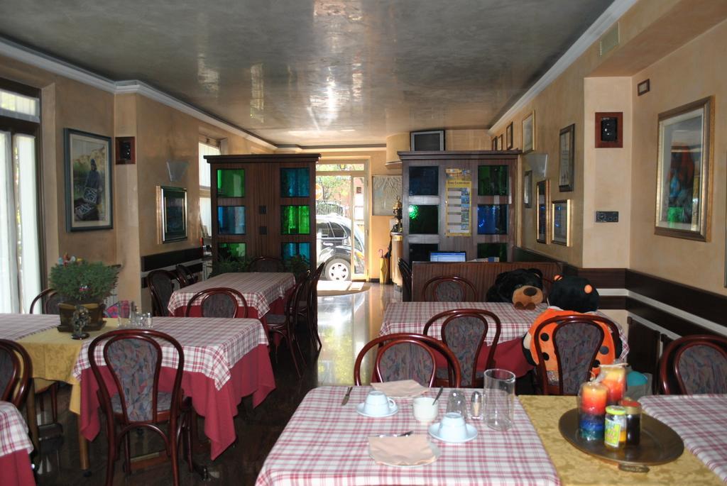 غارْدا Albergo Alla Rocca المظهر الخارجي الصورة